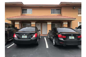7889 W 36th Ave 204, Hialeah
