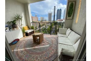 17100 N Bay Rd 1715, Sunny Isles Beach