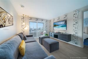 1610 Lenox Ave 516, Miami Beach