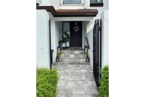 1351 Sw 124th Ct B5, Miami