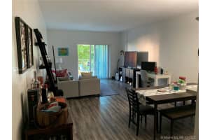 50 Menores Ave 430, Coral Gables