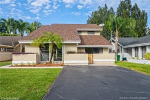 8411 Sw 39th Ct, Davie