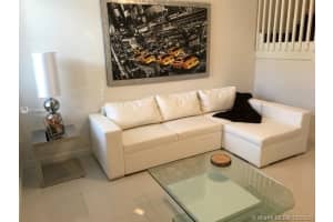 10250 Nw 70th Ter, Doral