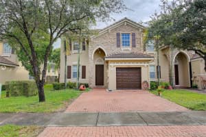 961 Sw 152nd Ct, Miami