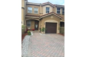 10867 Sw 88th Ter 1, Miami