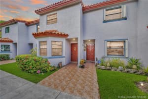 15470 Sw 74th Cir Ct 904, Miami