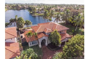 16035 Nw 81st Ct, Miami Lakes