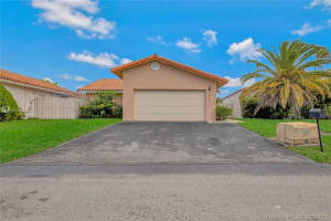 15941 Sw 108th Ave, Miami