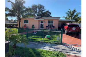 17310 Nw 80th Ave, Hialeah