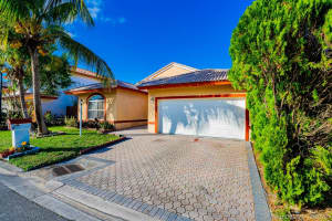 11611 Sw 10th Ct, Pembroke Pines