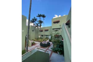 11123 Nw 7th St 203-4, Miami 11123 Nw 7th St 203-4, Miami