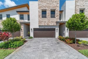 7842 Nw 105th Ct 7842, Doral