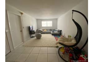 7440 Harding Ave 203, Miami Beach
