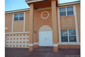 7956 Nw 187th Ter, Hialeah