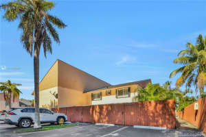 15655 Sw 86th Ter 309, Miami 15655 Sw 86th Ter 309, Miami