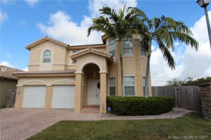 11207 Nw 77th Ter, Doral