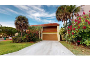 8905 Sw 150th Place Cir, Miami 8905 Sw 150th Place Cir, Miami