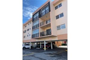 1855 W 60th St 233, Hialeah