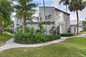 4724 Sw 67 Av E12, Miami 4724 Sw 67 Av E12, Miami