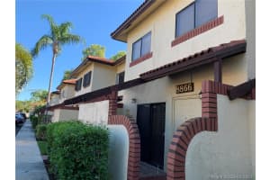 8866 Nw 48th St 8866, Sunrise