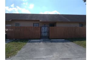 6752 Nw 192nd Ln, Hialeah