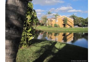 8375 Sw 5th St 105, Pembroke Pines
