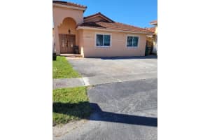 12332 Nw 98th Ln, Hialeah Gardens