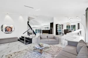 6761 Nw 112th Ave, Doral