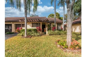 7043 Marlberry Ln 7043, Tamarac