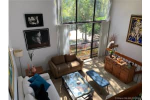 235 E Enid Dr 47, Key Biscayne