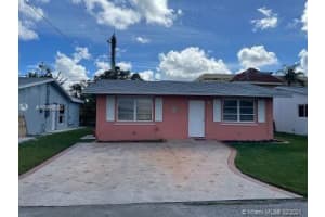 2716 Nw 51st Pl, Tamarac