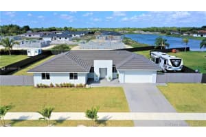 20561 Sw 320th St, Homestead