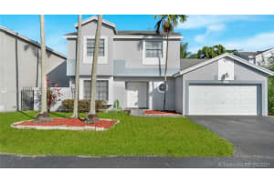 9527 Sw 146th Pl, Miami