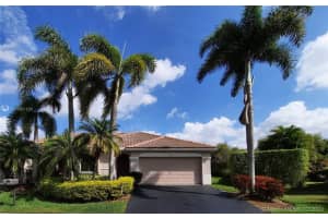 1970 Cygnus Ct, Weston