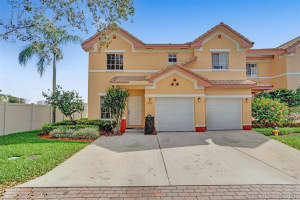 2043 Sw 87th Ter, Miramar