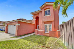 12361 Nw 8th St, Miami