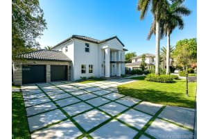 9457 Nw 54th Doral Cir Ln, Doral