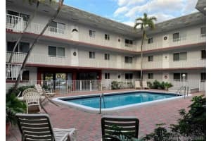 7910 N Taft St 307, Pembroke Pines