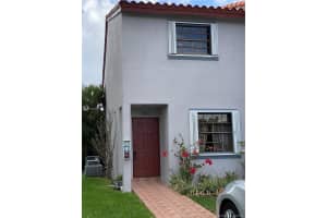 15475 Sw 74th Cir Ct 701, Miami