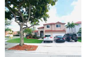 11284 Nw 66th St, Doral