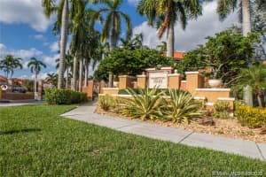 746 Sw 107th Ave 404, Pembroke Pines