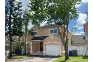 10210 Nw 3rd St, Pembroke Pines