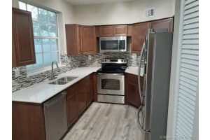 14725 Balgowan Rd 102-4, Miami Lakes 14725 Balgowan Rd 102-4, Miami Lakes