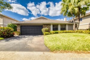 47 Greens Rd 47, Hollywood