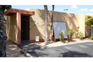 15402 Kippford Ct, Miami Lakes