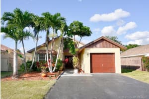 9613 Nw 45th St, Sunrise