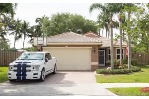 4096 Oxbow Dr, Coconut Creek