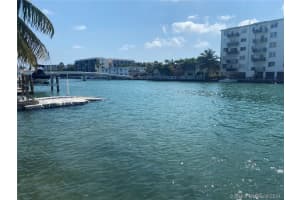 8001 Crespi Blvd 2c, Miami Beach