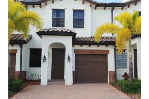 10391 Nw 88th Terrace 10391, Doral