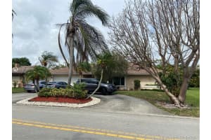 698 Nw 106th Ave, Coral Springs
